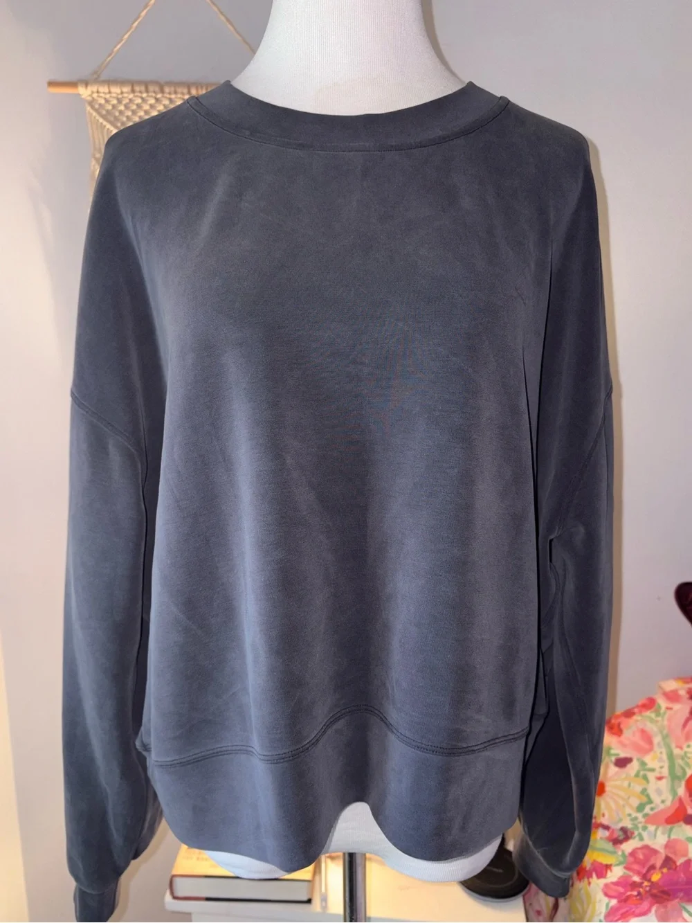Lululemon Softstreme Perfectly Oversized Crewneck Pullover size 14